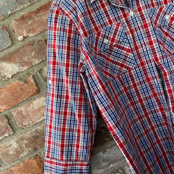 Women’s Chaps 3/4 sleeve shirt - Picture 2 of 3